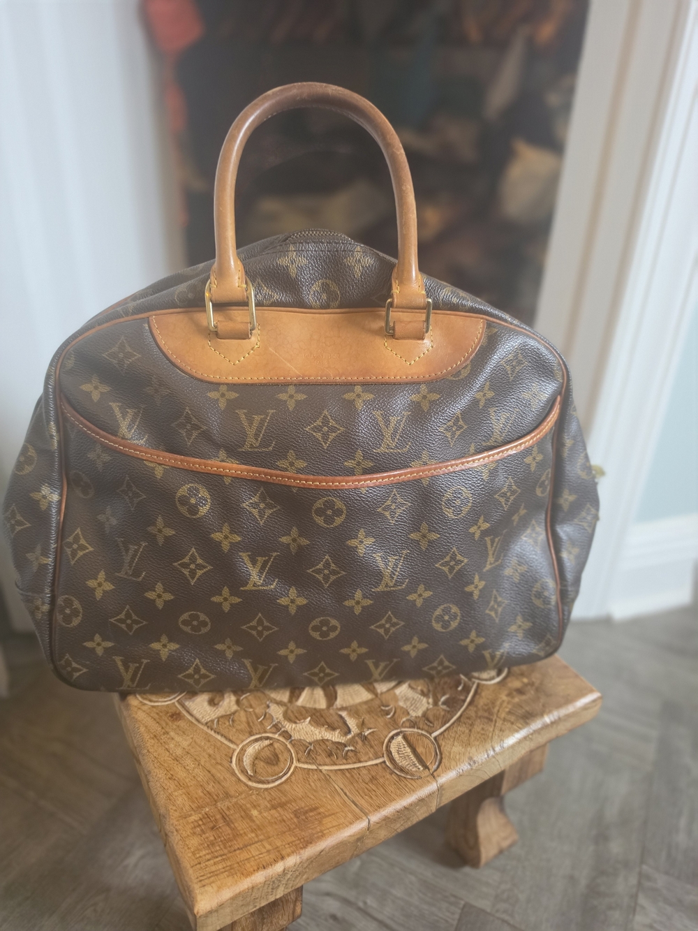Brand: Louis Vuitton
Model: Monogram Deauville (Bowling / Vanity Bag)